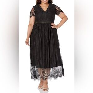 NWT PrettyGarden Floral Lace Maxi Dress in Black - Size Medium 🖤